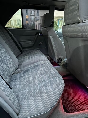 Mercedes 190 1992, 317,124 km - 2.0 l - Bakı