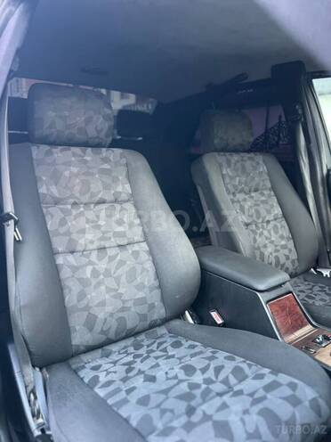 Mercedes C 220 2000, 386,000 km - 2.2 l - Sumqayıt