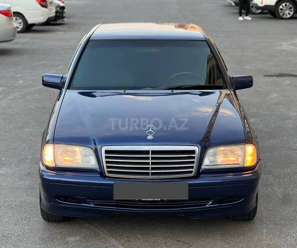 Mercedes C 220 2000, 386,000 km - 2.2 l - Sumqayıt