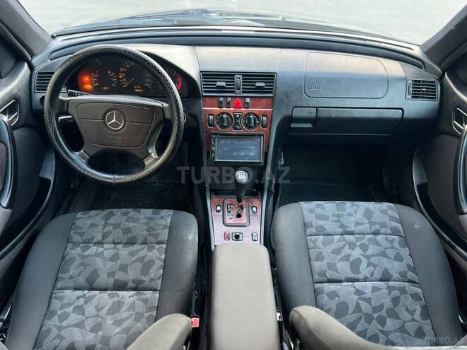 Mercedes C 220 2000, 386,000 km - 2.2 l - Sumqayıt
