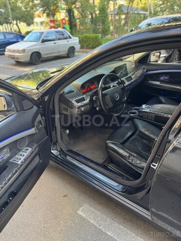 BMW 745 2002, 176,000 km - 4.4 l - Bakı