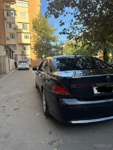 BMW 745 2002, 176,000 km - 4.4 l - Bakı