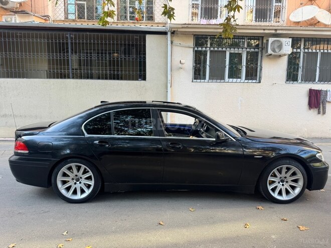 BMW 745 2002, 176,000 km - 4.4 l - Bakı