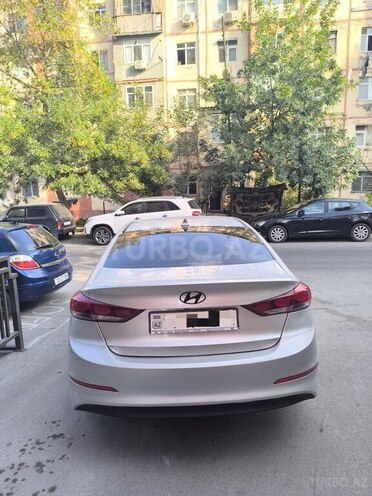 Hyundai Elantra 2017, 250,253 km - 2.0 l - Bakı