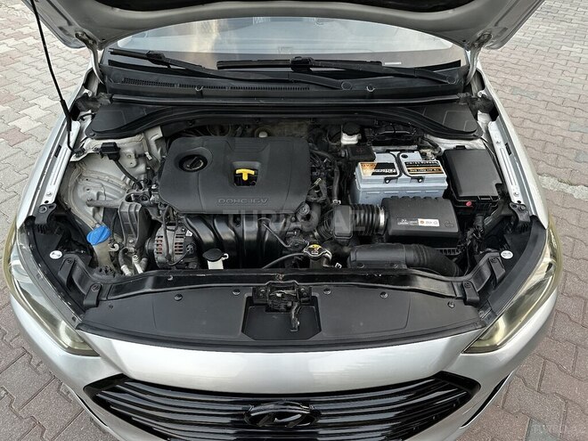 Hyundai Elantra 2017, 250,253 km - 2.0 l - Bakı