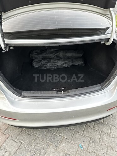 Hyundai Elantra 2017, 250,253 km - 2.0 l - Bakı