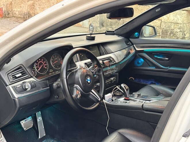 BMW 528 2015, 209,215 km - 2.0 л - Bakı