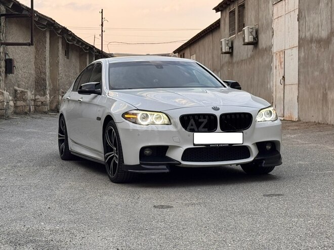 BMW 528 2015, 209,215 km - 2.0 л - Bakı