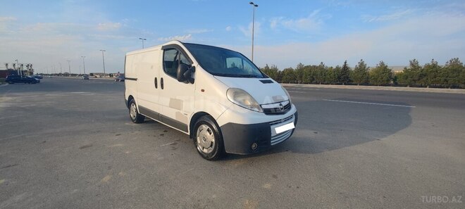 Opel Vivaro 2008, 404,918 km - 2.0 l - Bakı