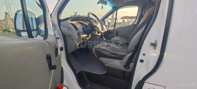 Opel Vivaro 2008, 404,918 km - 2.0 l - Bakı