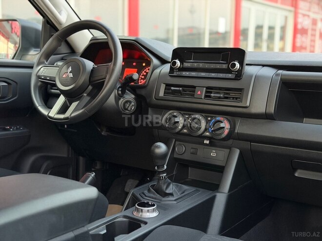 Mitsubishi L200 2026, 0 km - 2.4 l - Bakı