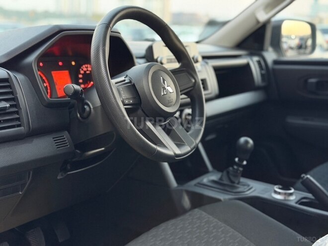 Mitsubishi L200 2026, 0 km - 2.4 l - Bakı