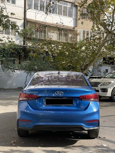Hyundai Accent 2018, 218,000 km - 1.6 l - Bakı
