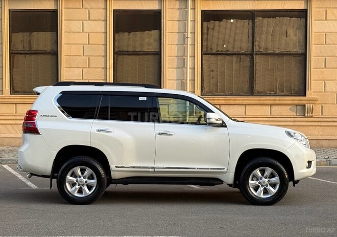 Toyota Land Cruiser Prado 2011, 140,000 km - 2.7 l - Bakı