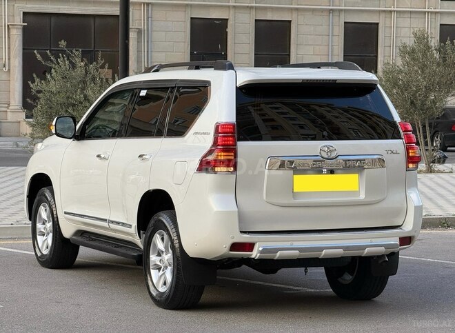 Toyota Land Cruiser Prado 2011, 140,000 km - 2.7 l - Bakı