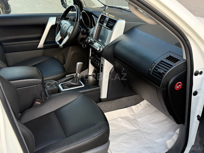 Toyota Land Cruiser Prado 2011, 140,000 km - 2.7 l - Bakı