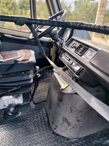 Mercedes 208 D 1990, 400,000 km - 2.2 l - Astara