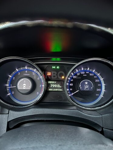Hyundai Sonata 2011, 210,000 km - 2.0 l - Bakı