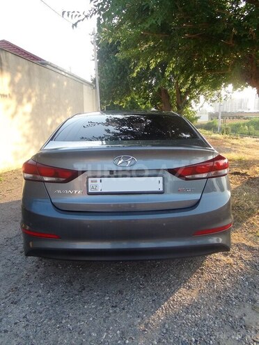 Hyundai Avante 2015, 217,000 km - 1.6 l - Bakı