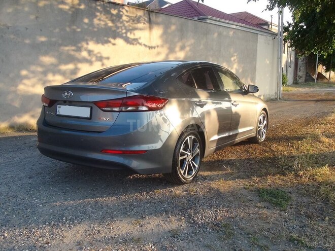 Hyundai Avante 2015, 217,000 km - 1.6 l - Bakı