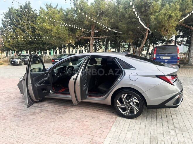 Hyundai Elantra 2024, 31,000 km - 1.6 л - Bakı