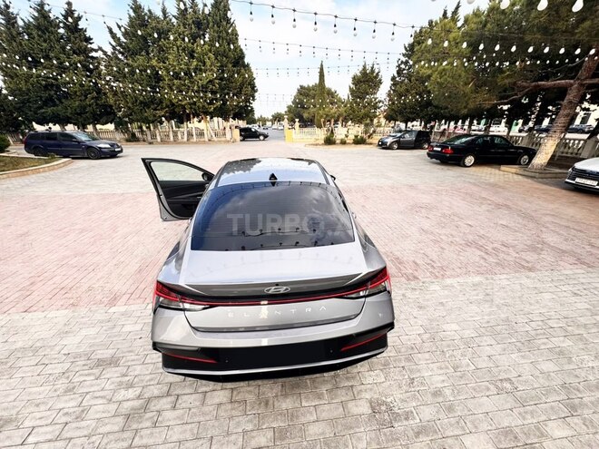 Hyundai Elantra 2024, 31,000 km - 1.6 л - Bakı