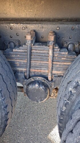 KamAz 6520 1984, 300,000 km - 11.0 l - Salyan