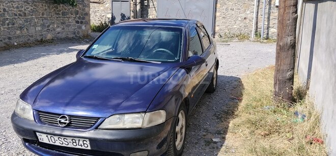 Opel Vectra 1996, 360,000 km - 2.0 l - Şəki