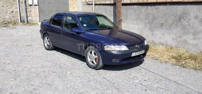 Opel Vectra 1996, 360,000 km - 2.0 l - Şəki