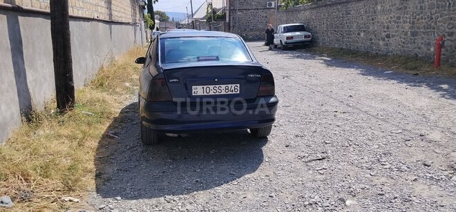 Opel Vectra 1996, 360,000 km - 2.0 l - Şəki
