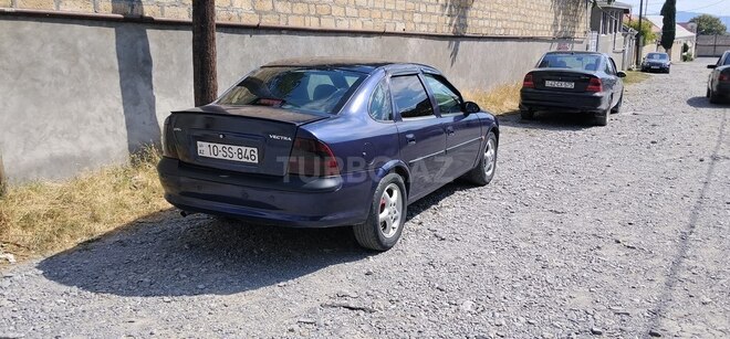 Opel Vectra 1996, 360,000 km - 2.0 l - Şəki