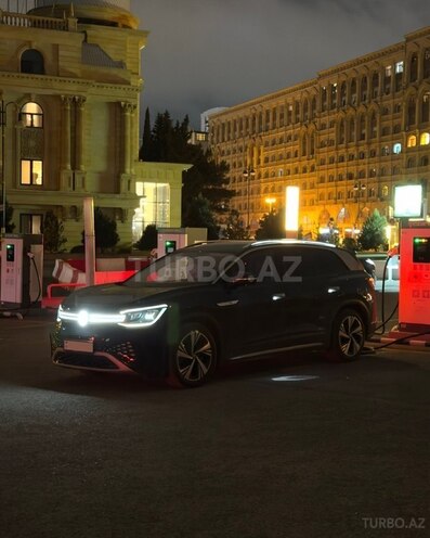 Volkswagen ID.6 Crozz 2023, 118,000 km - 0.0 l - Bakı