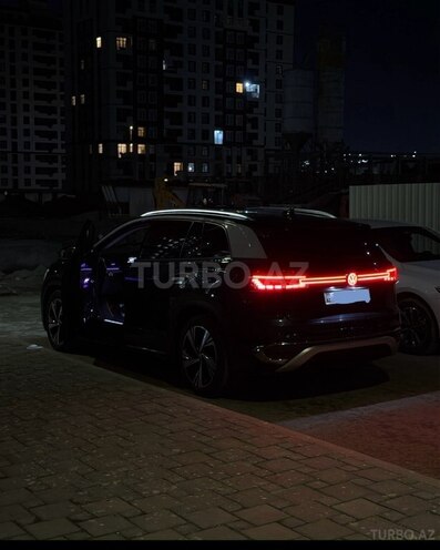 Volkswagen ID.6 Crozz 2023, 118,000 km - 0.0 l - Bakı