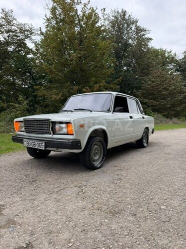 LADA (VAZ) 2107 2009, 63,000 km - 1.6 л - Quba