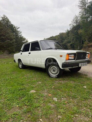 LADA (VAZ) 2107 2009, 63,000 km - 1.6 л - Quba