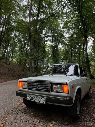 LADA (VAZ) 2107 2009, 63,000 km - 1.6 л - Quba