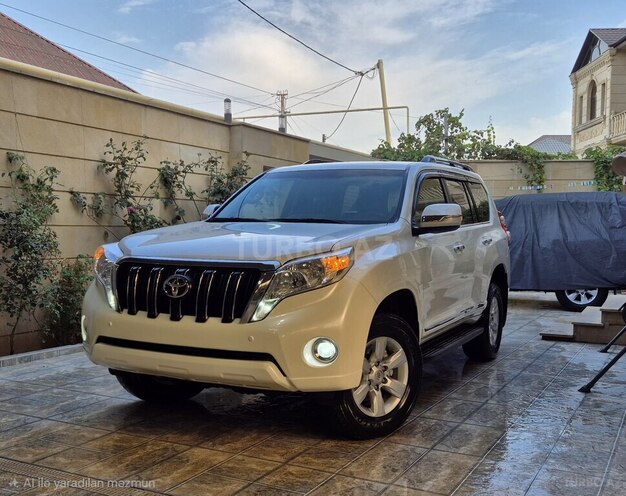 Toyota Land Cruiser Prado 2017, 140,000 km - 3.0 l - Bakı
