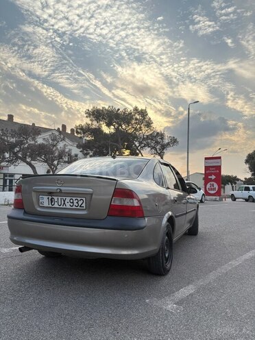 Opel Vectra 1997, 442,000 km - 1.6 l - Bakı