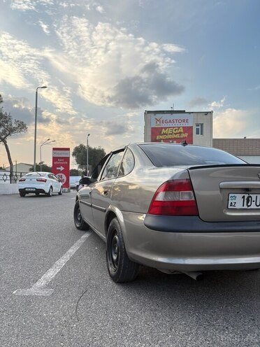 Opel Vectra 1997, 442,000 km - 1.6 l - Bakı