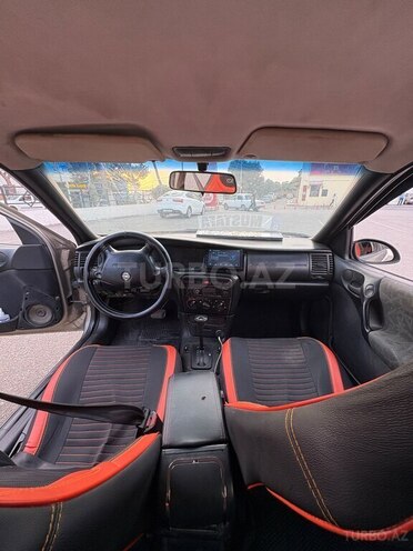 Opel Vectra 1997, 442,000 km - 1.6 l - Bakı