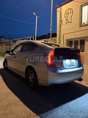 Toyota Prius 2013, 635,691 km - 1.8 л - Bakı