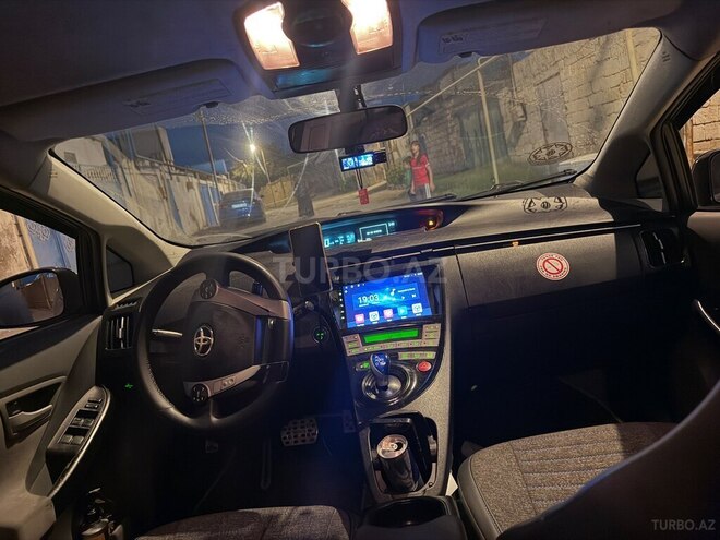 Toyota Prius 2013, 635,691 km - 1.8 л - Bakı