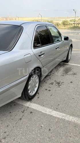 Mercedes C 220 1999, 250,000 km - 2.2 l - Xırdalan