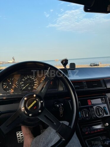 Mercedes 220 E 1994, 285,000 km - 2.2 l - Bakı