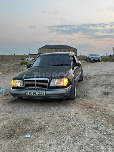 Mercedes 220 E 1994, 285,000 km - 2.2 l - Bakı