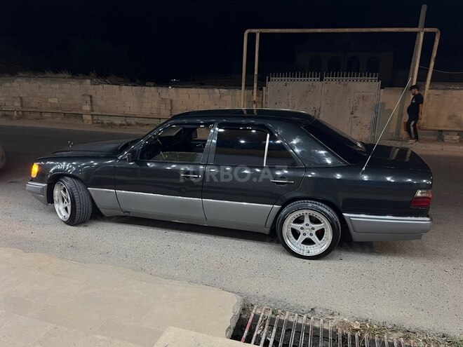 Mercedes 220 E 1994, 285,000 km - 2.2 l - Bakı