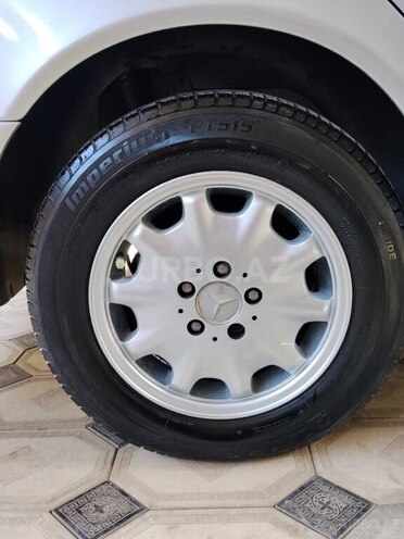 Mercedes E 230 1997, 200,008 km - 2.3 l - Cəlilabad