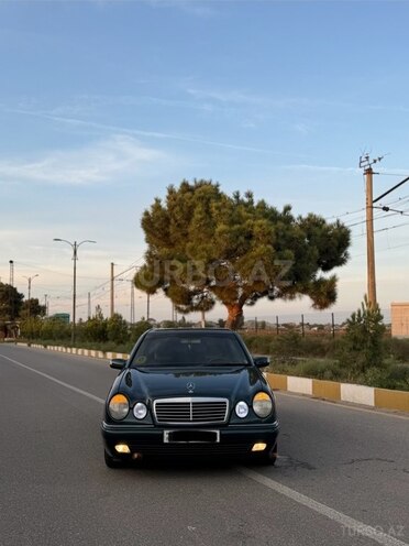 Mercedes E 230 1997, 180,000 km - 2.3 l - Bakı