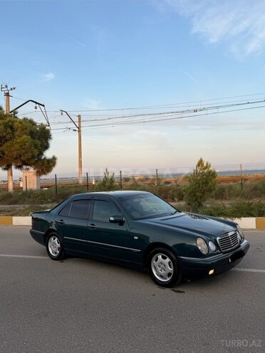 Mercedes E 230 1997, 180,000 km - 2.3 l - Bakı
