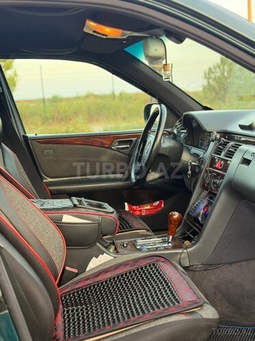 Mercedes E 230 1997, 180,000 km - 2.3 l - Bakı